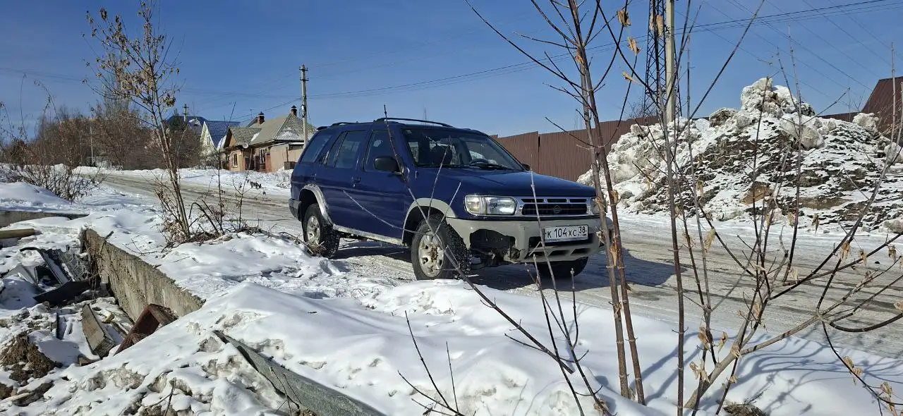 Продажа мужжитского аппарата 3.3л с полным приводом - Внедорожники (Авто) в Иркутск