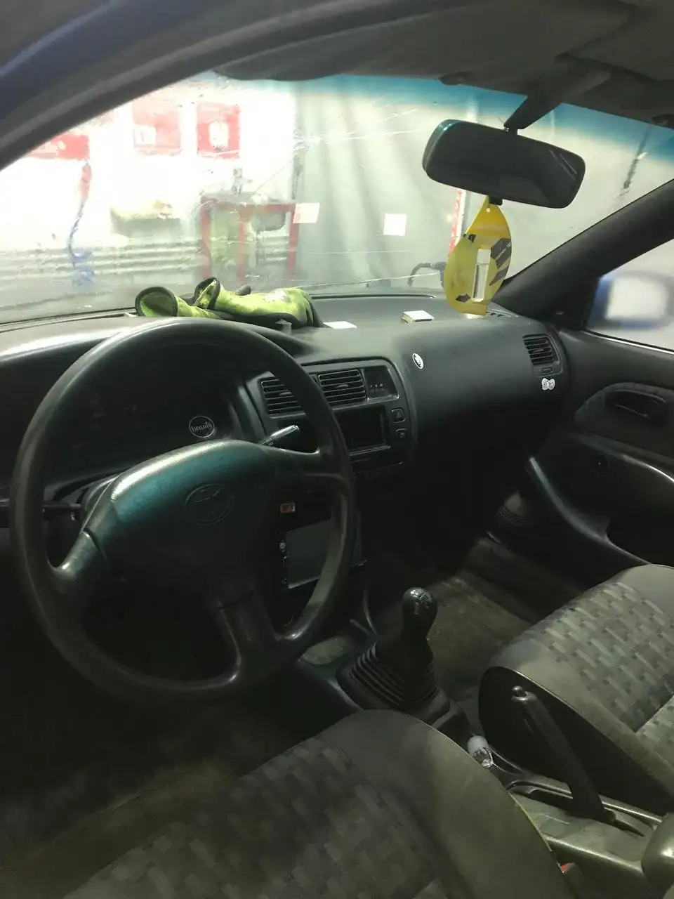 Toyota Corolla 100 1996 года с карбюраторным двигателем 5A - Легковые автомобили (Авто) в Иркутск