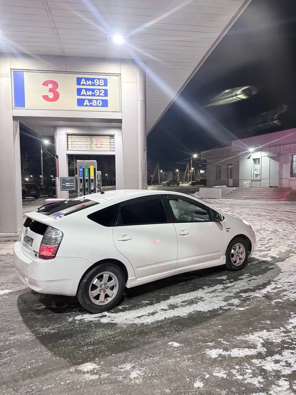 Продажа Toyota Prius 2011 года - Легковые автомобили (Авто) в Иркутск