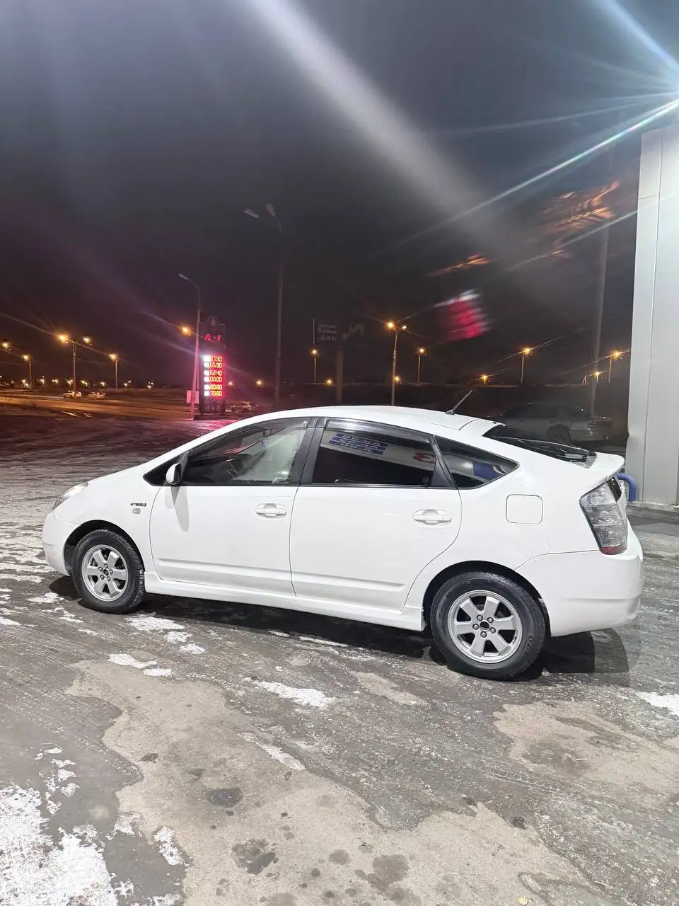 Продажа Toyota Prius 2011 года - Легковые автомобили (Авто) в Иркутск