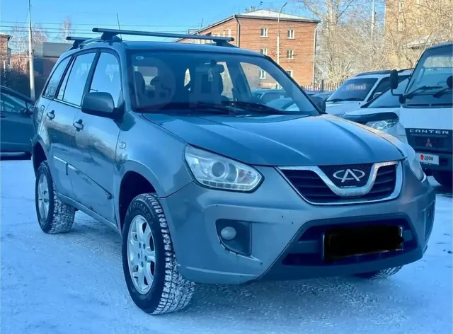 Chery Tiggo T11 2014 года с автоматом - Мотоциклы в Иркутск