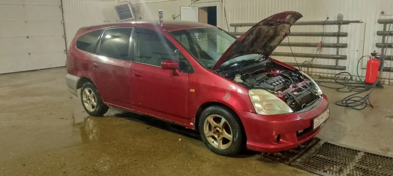 Продажа Honda Stream 2000 года с АКПП - Легковые автомобили (Авто) в Иркутск