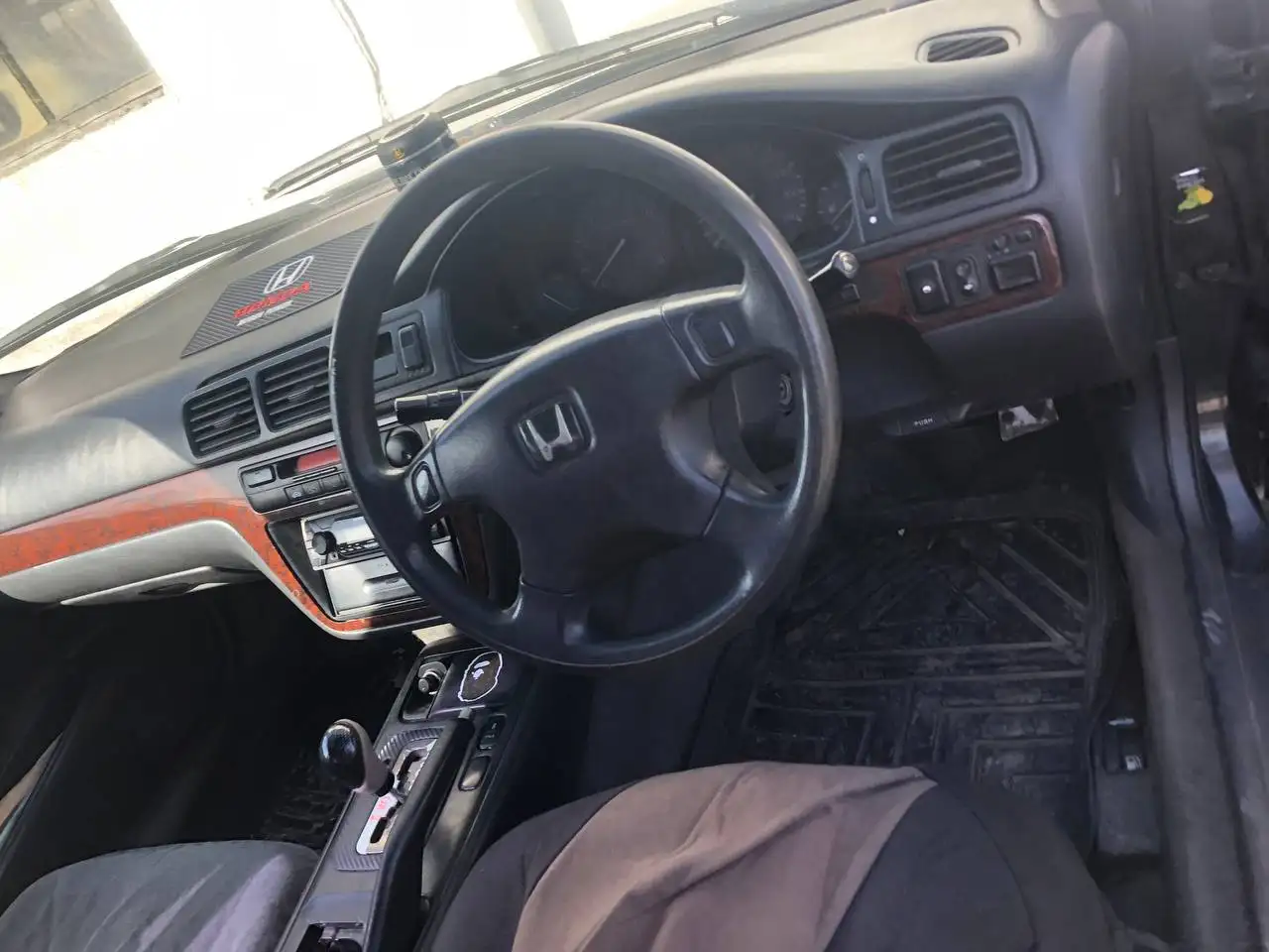 Продажа Honda Inspire с неисправностями коробки и рулевой рейки - Легковые автомобили (Авто) в Иркутск