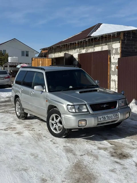 Турбо Форик автомат 2000 года рест - Грузовики и фургоны в Иркутск