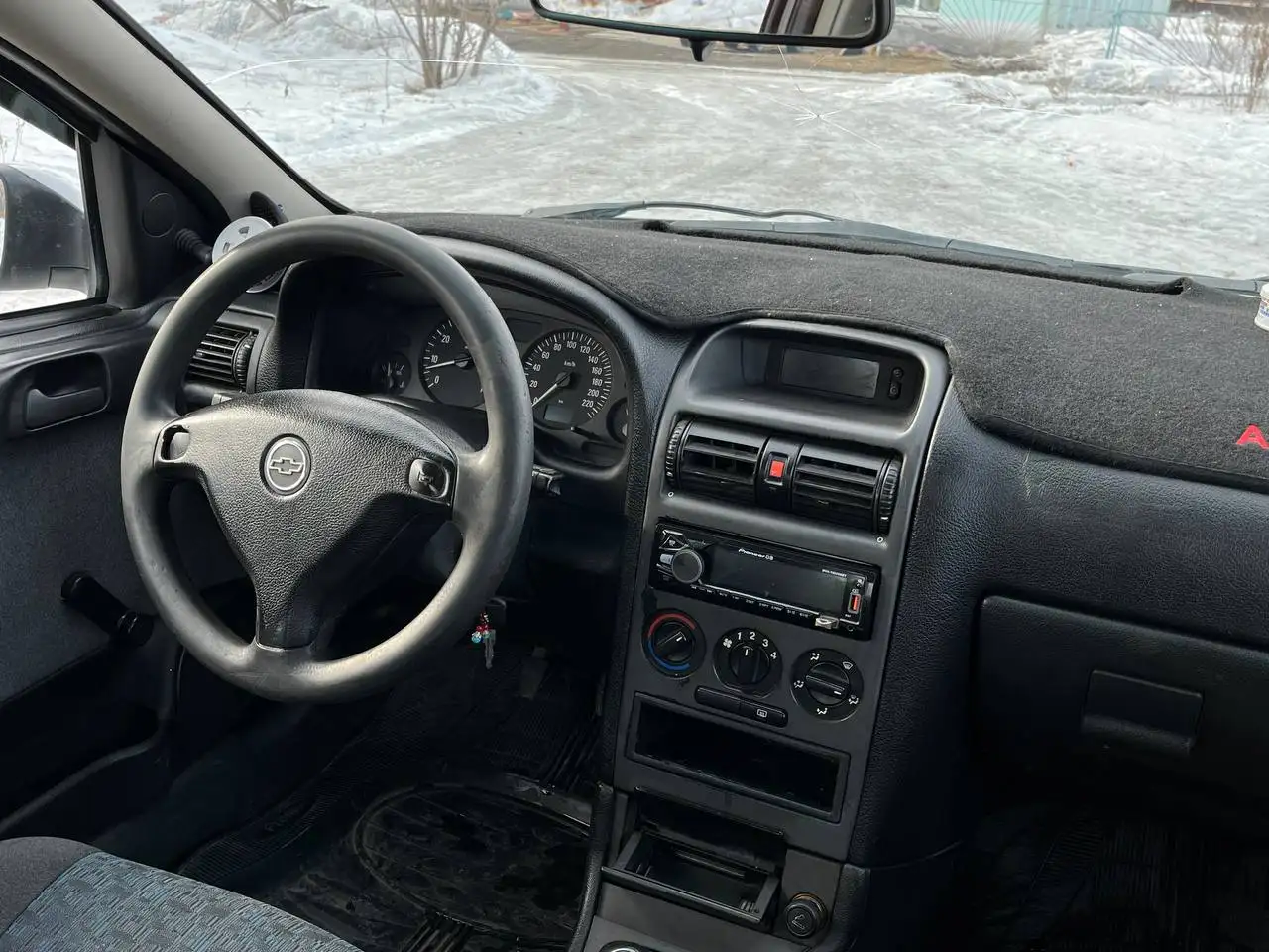 Техничка в отличном состоянии с вложением в кузов - Легковые автомобили (Авто) в Иркутск