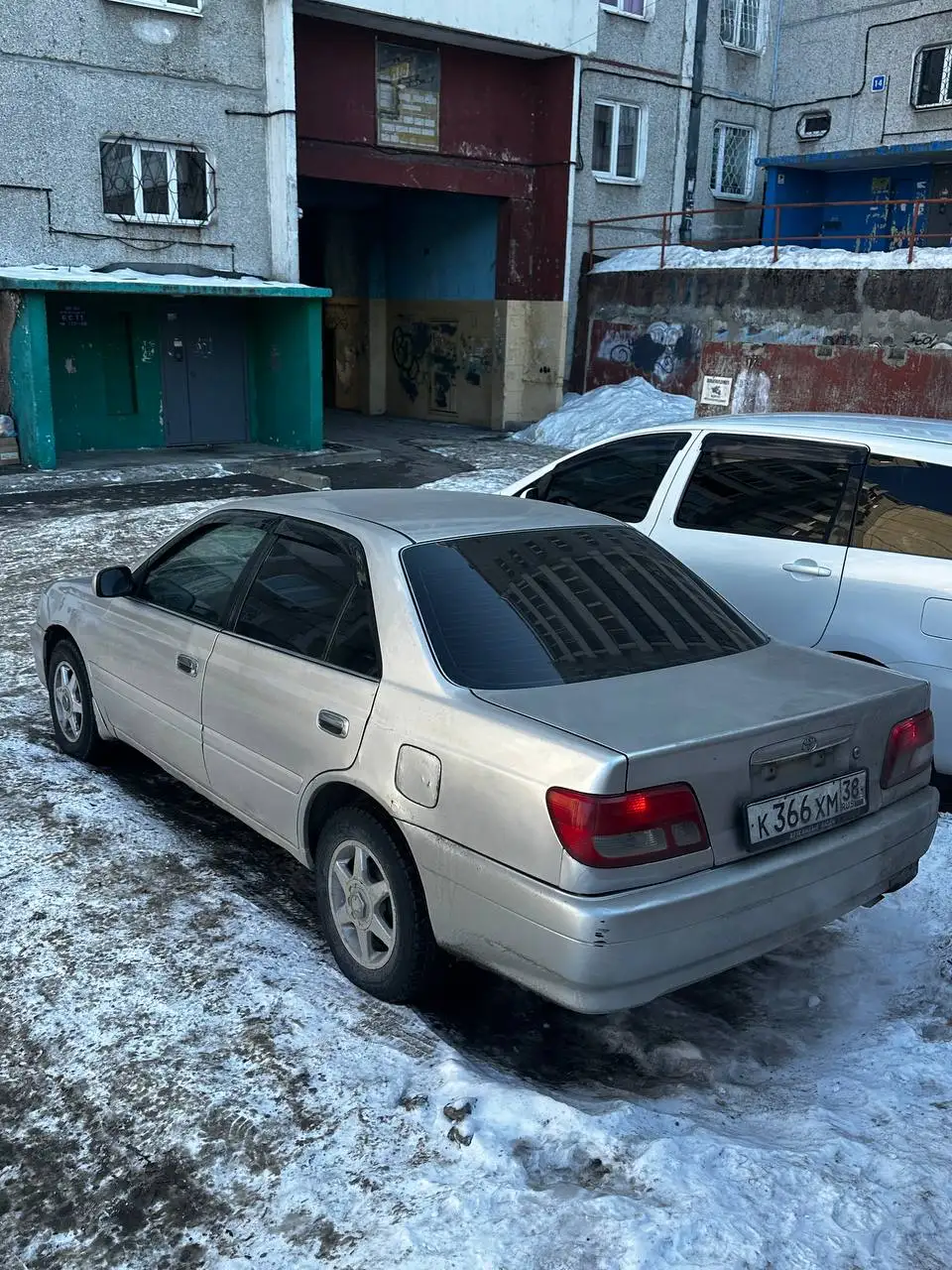Продажа автомобиля Карина 2001 года - Легковые автомобили (Авто) в Иркутск