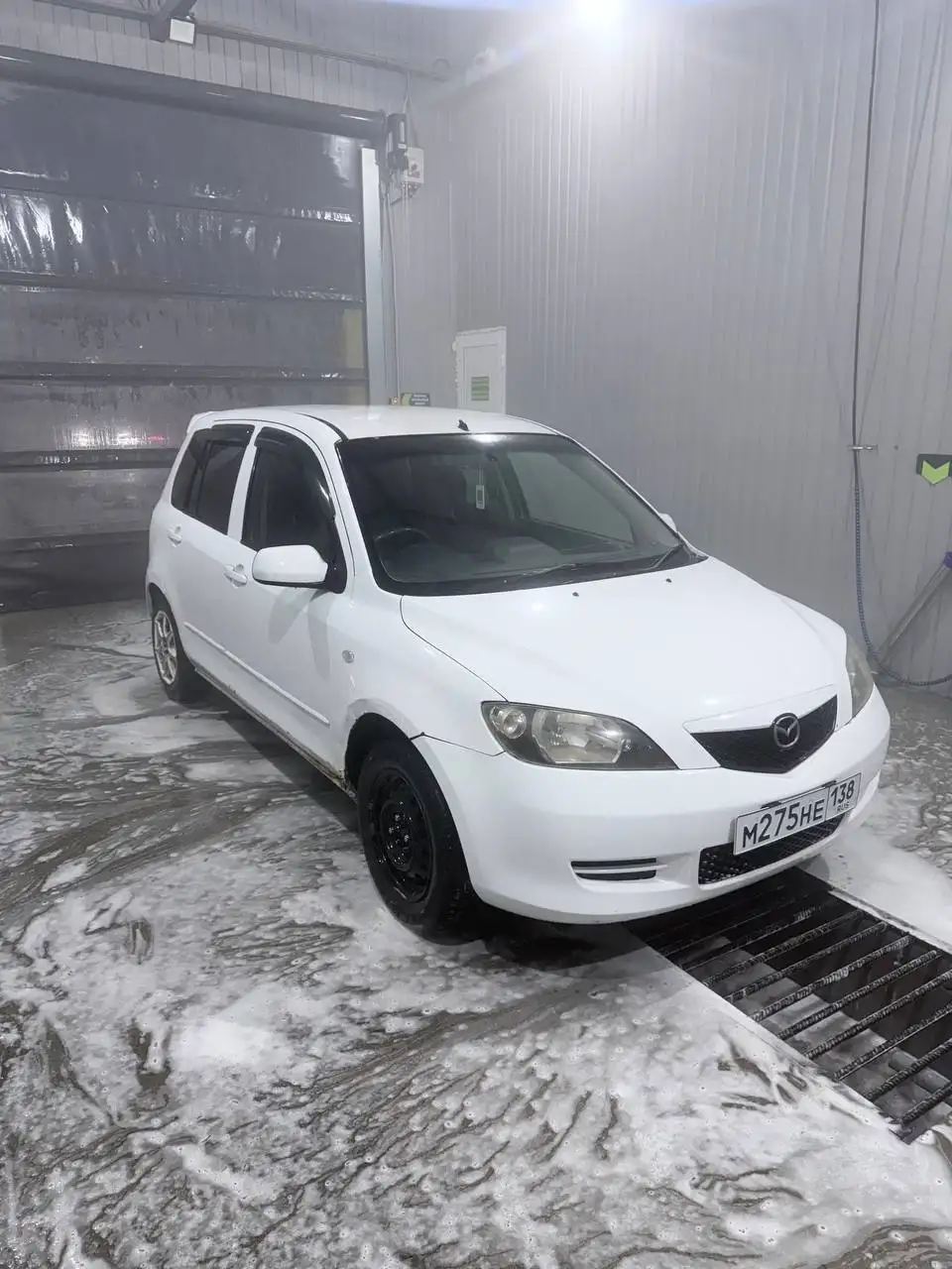 Продается Mazda Demio 2004 года - Легковые автомобили (Авто) в Иркутск
