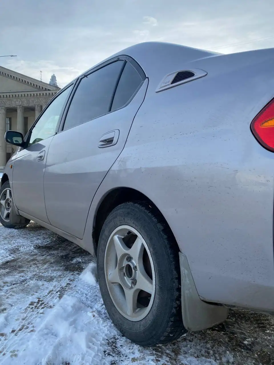 Продажа автомобиля Пириус 1998 года - Легковые автомобили (Авто) в Иркутск