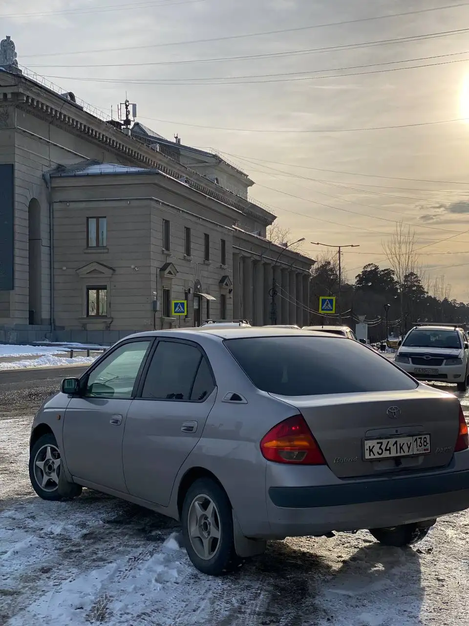 Продажа автомобиля Пириус 1998 года - Легковые автомобили (Авто) в Иркутск