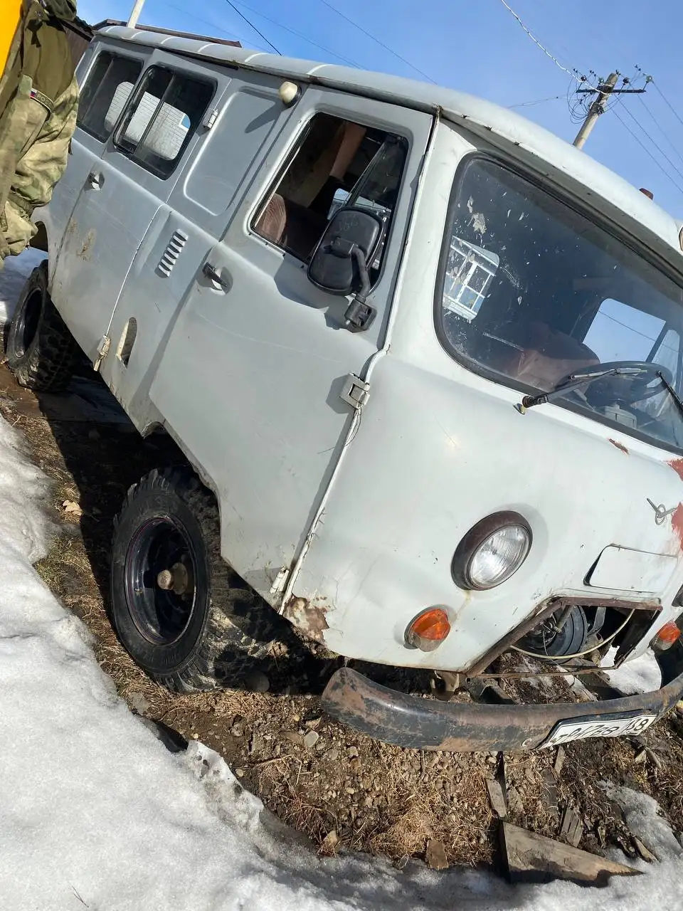 Буханка 1997 года с грязевыми колесами - УАЗ (Авто) в Иркутск