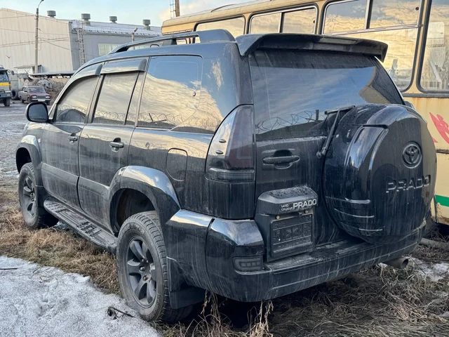 Продажа автомобиля 2006 года с документами, требуется установка мотора 2.7 - УАЗ в Иркутск