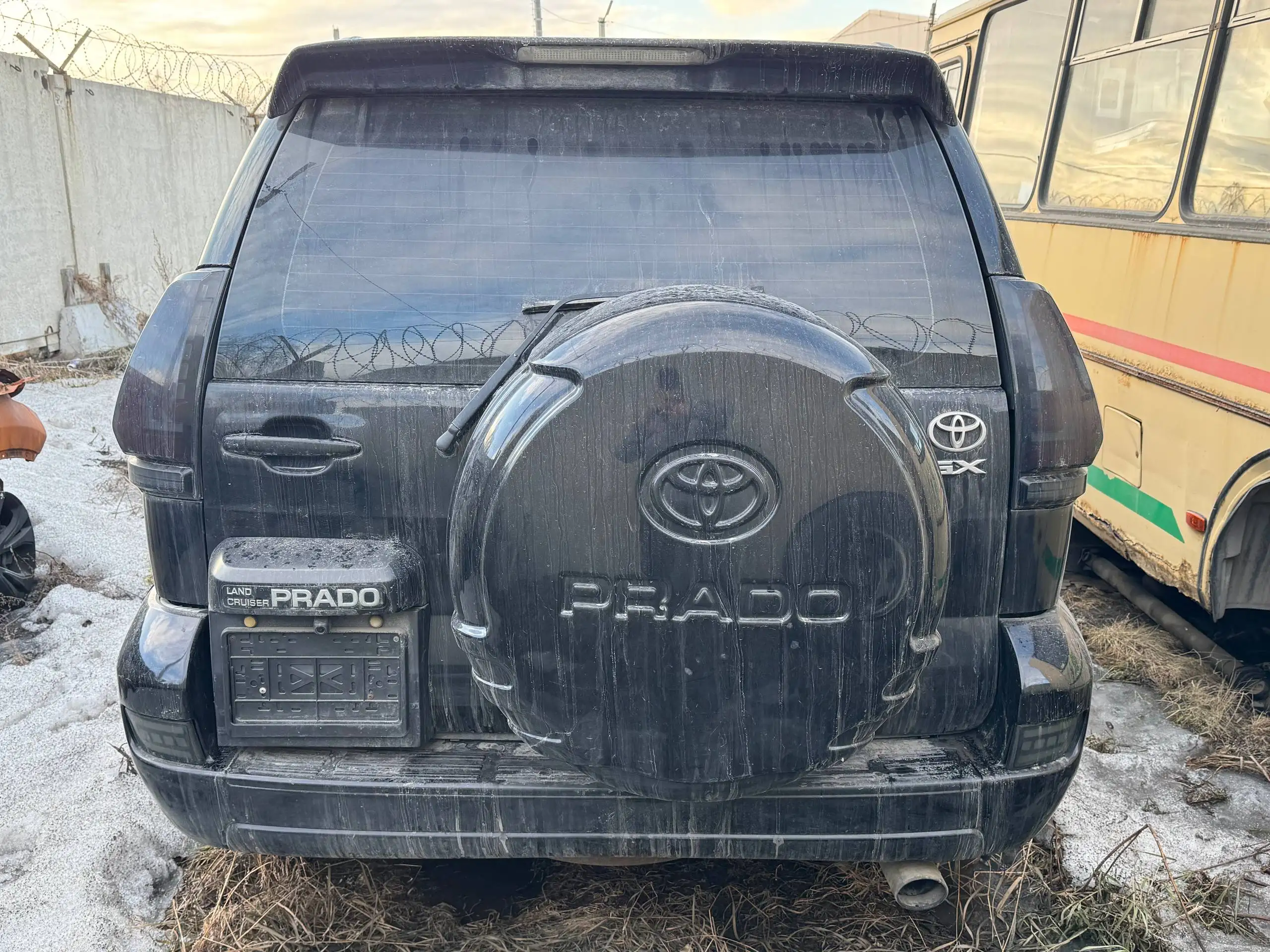 Продажа автомобиля 2006 года с документами, требуется установка мотора 2.7 - Авто в Иркутск