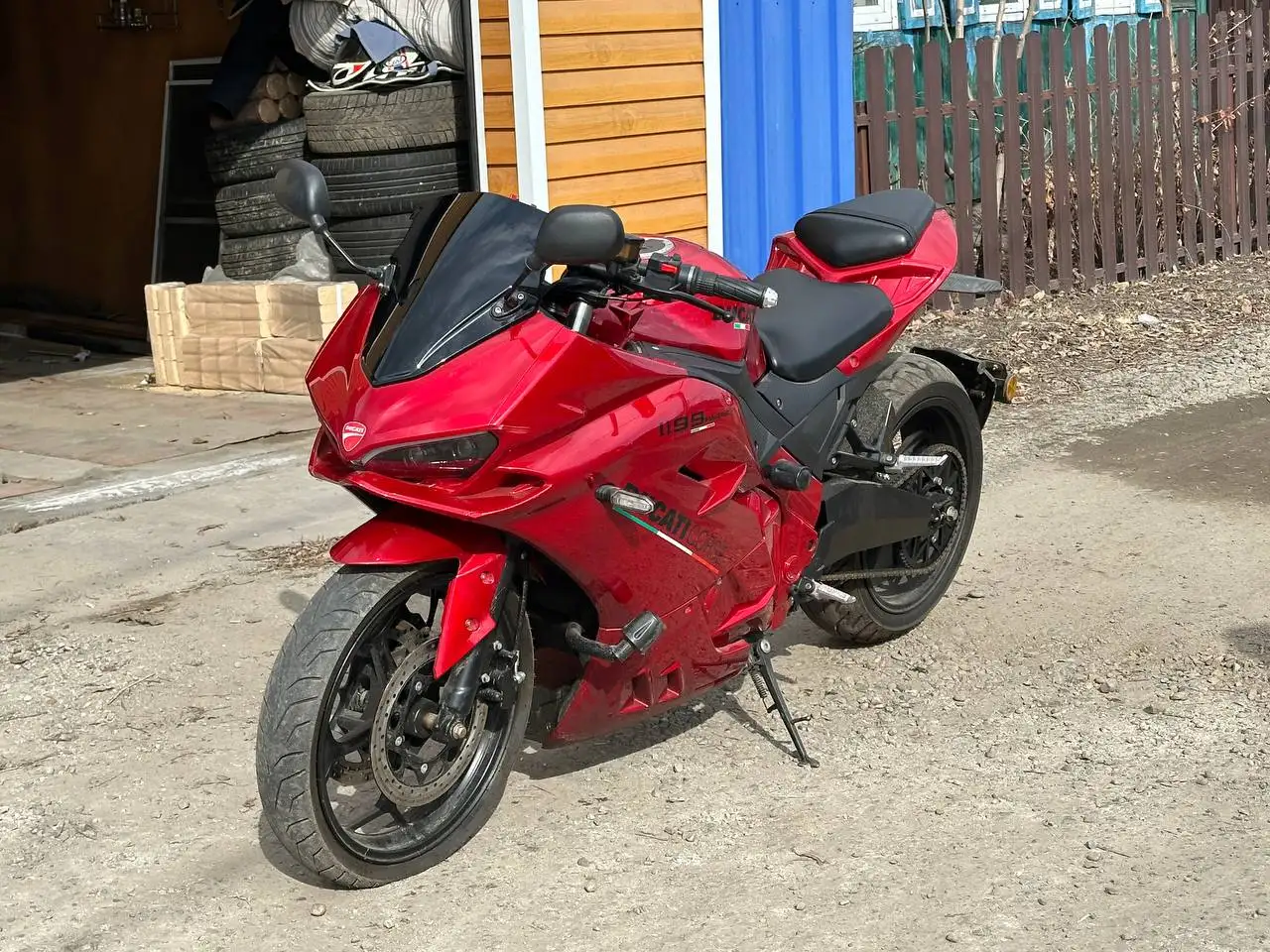 Продажа Ducati с пробегом 800 км - Мотоциклы (Авто) в Иркутск