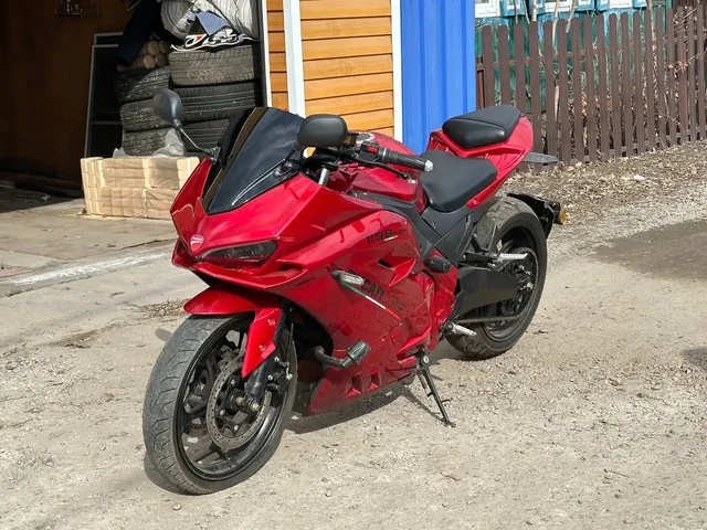 Продажа Ducati с пробегом 800 км - Авто в Иркутск