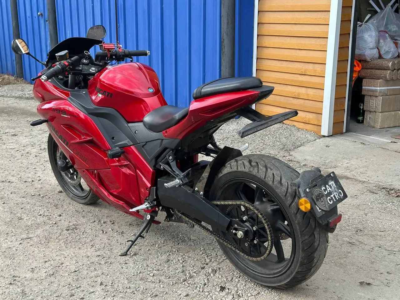 Продажа Ducati с пробегом 800 км - Мотоциклы (Авто) в Иркутск