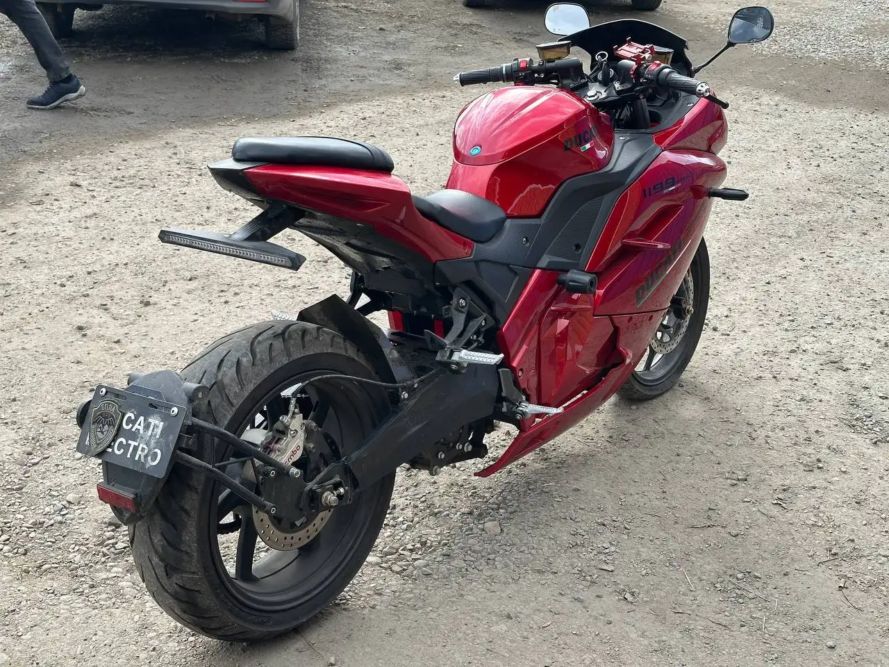 Продажа Ducati с пробегом 800 км - Мотоциклы (Авто) в Иркутск