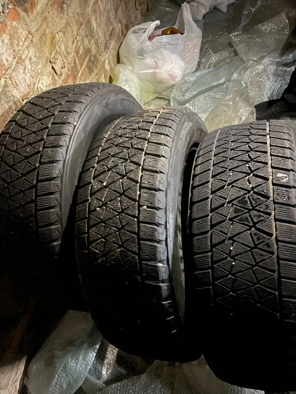 Продажа зимней резины на липучках - Шины и диски (Авто) в Иркутск