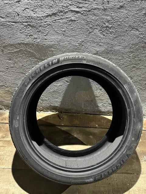 Продажа шин Michelin Primacy 4 245/40 R19 - Авто в Иркутск