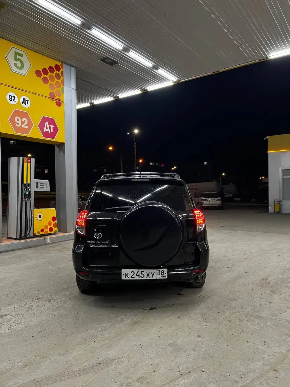 Автомобиль 2010 года, 2.5 литра, автомат - Авто в Иркутск