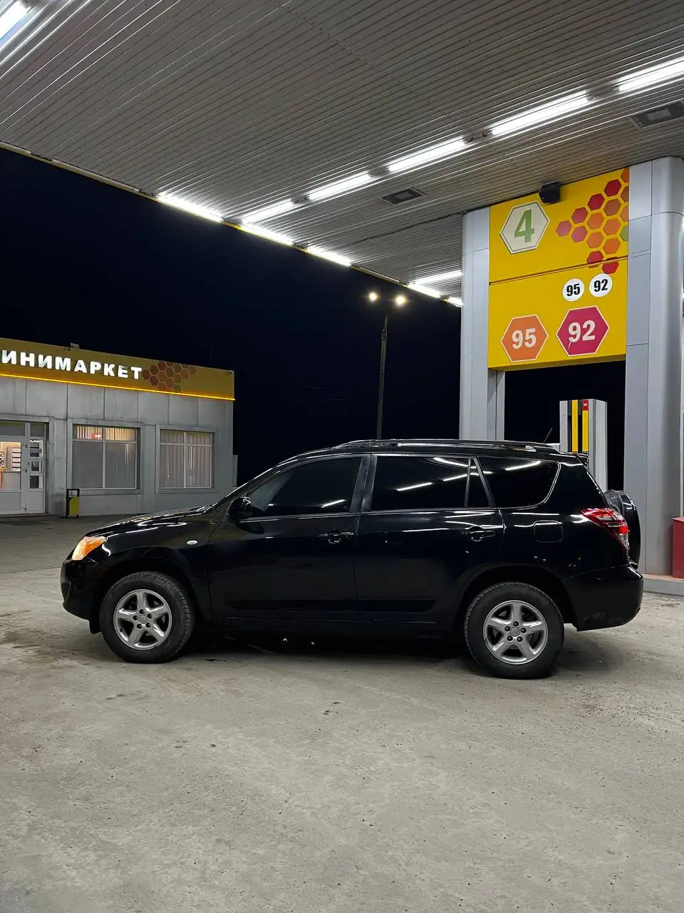 Автомобиль 2010 года, 2.5 литра, автомат - Авто в Иркутск