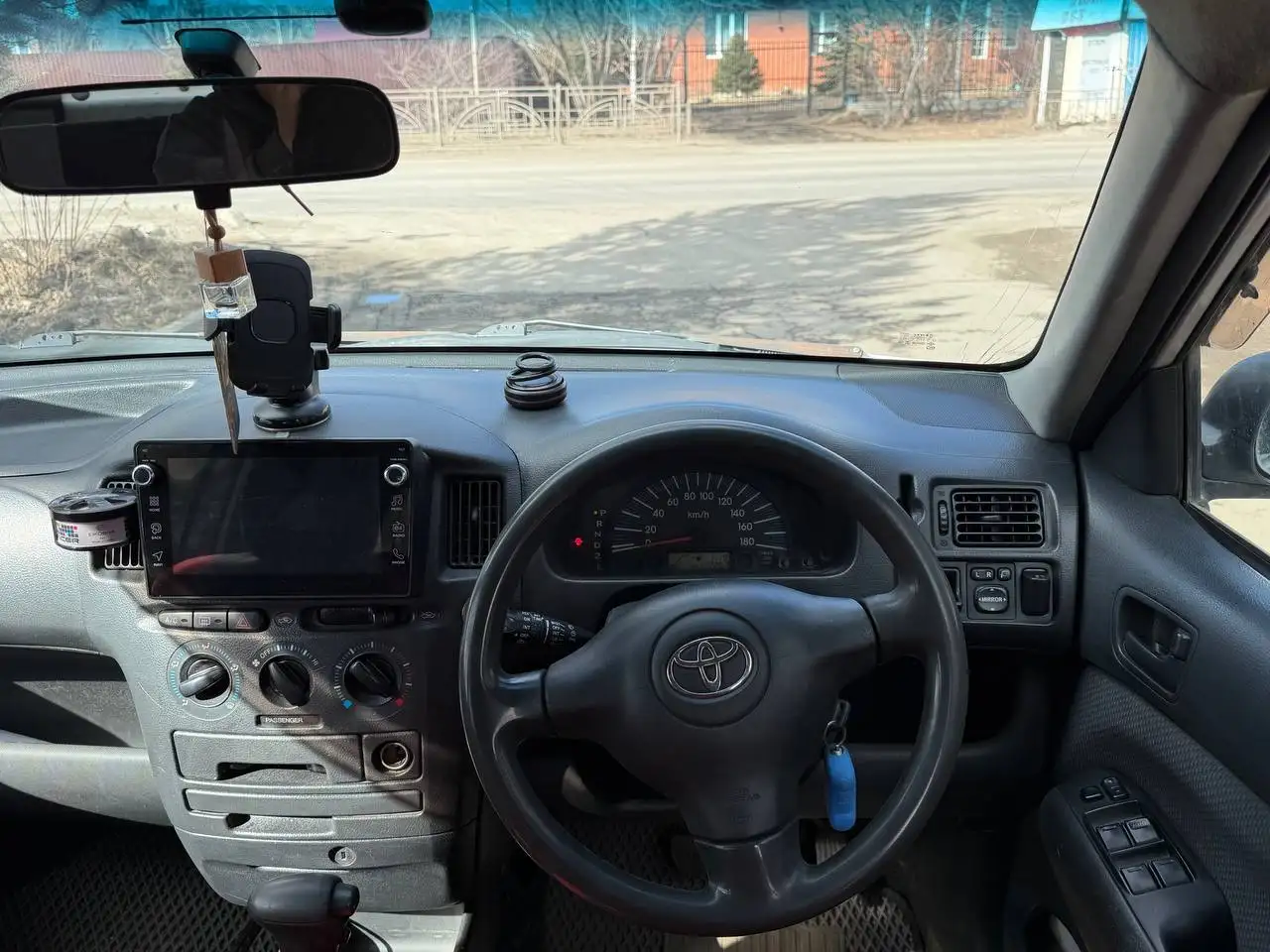 Toyota Succeed 2003 1.5 в хорошем состоянии - Авто в Иркутск