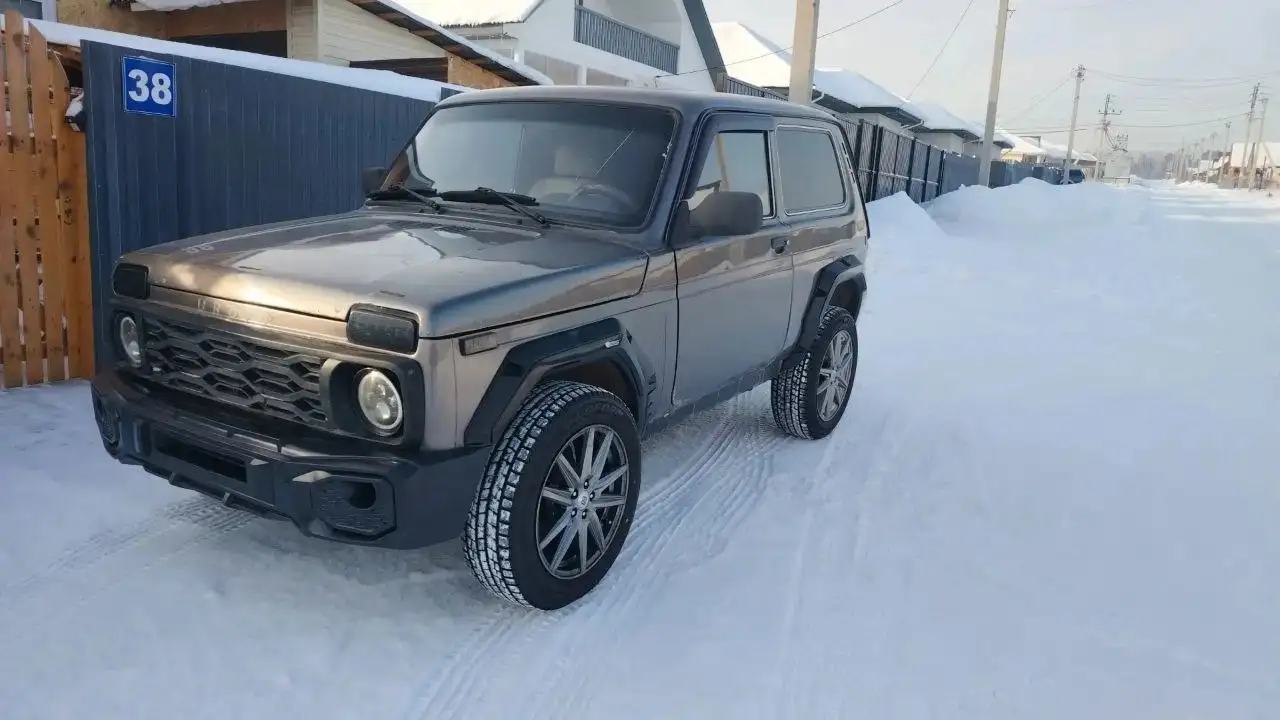 Продажа автомобиля 2015 года в залоге - Авто в Иркутск