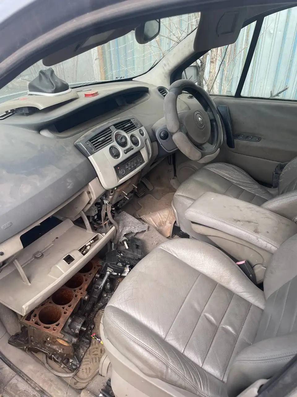 Реношка без ДВС и доков - Авто в Иркутск