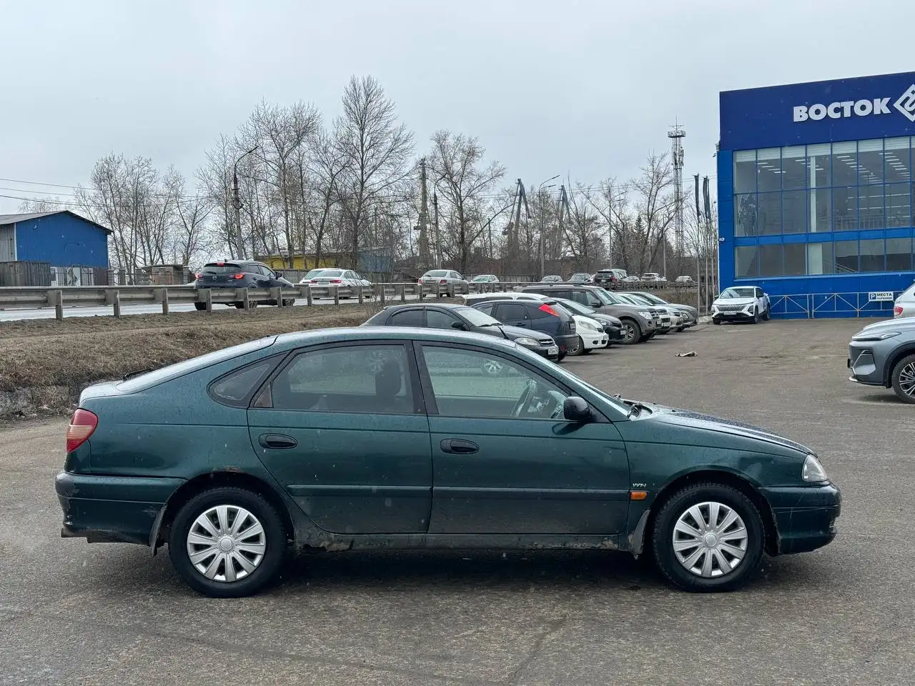 Toyota Avensis 2000г 1.8 АКПП - Легковые автомобили (Авто) в Иркутск