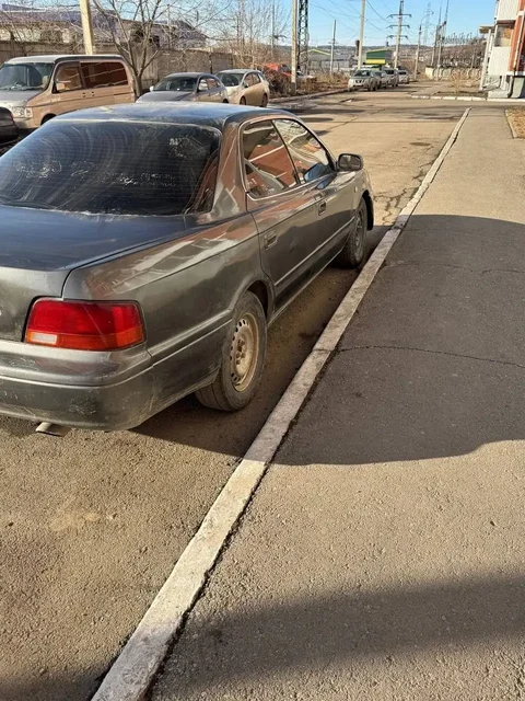 Продам Volkswagen Passat B3 1992 года 1.8 автомат - Легковые автомобили в Иркутск