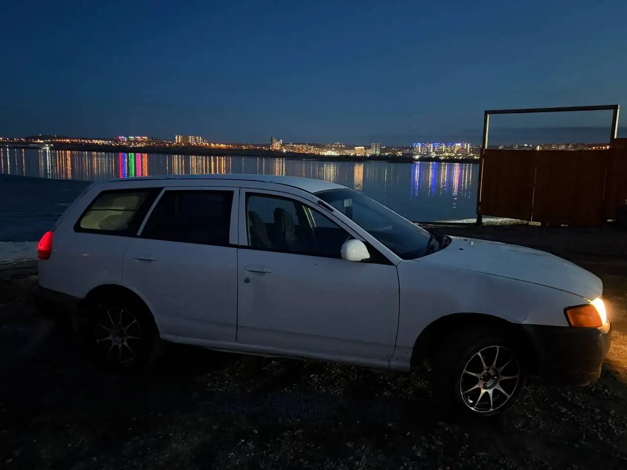 Продам Nissan AD 1999 года - Авто в Иркутск