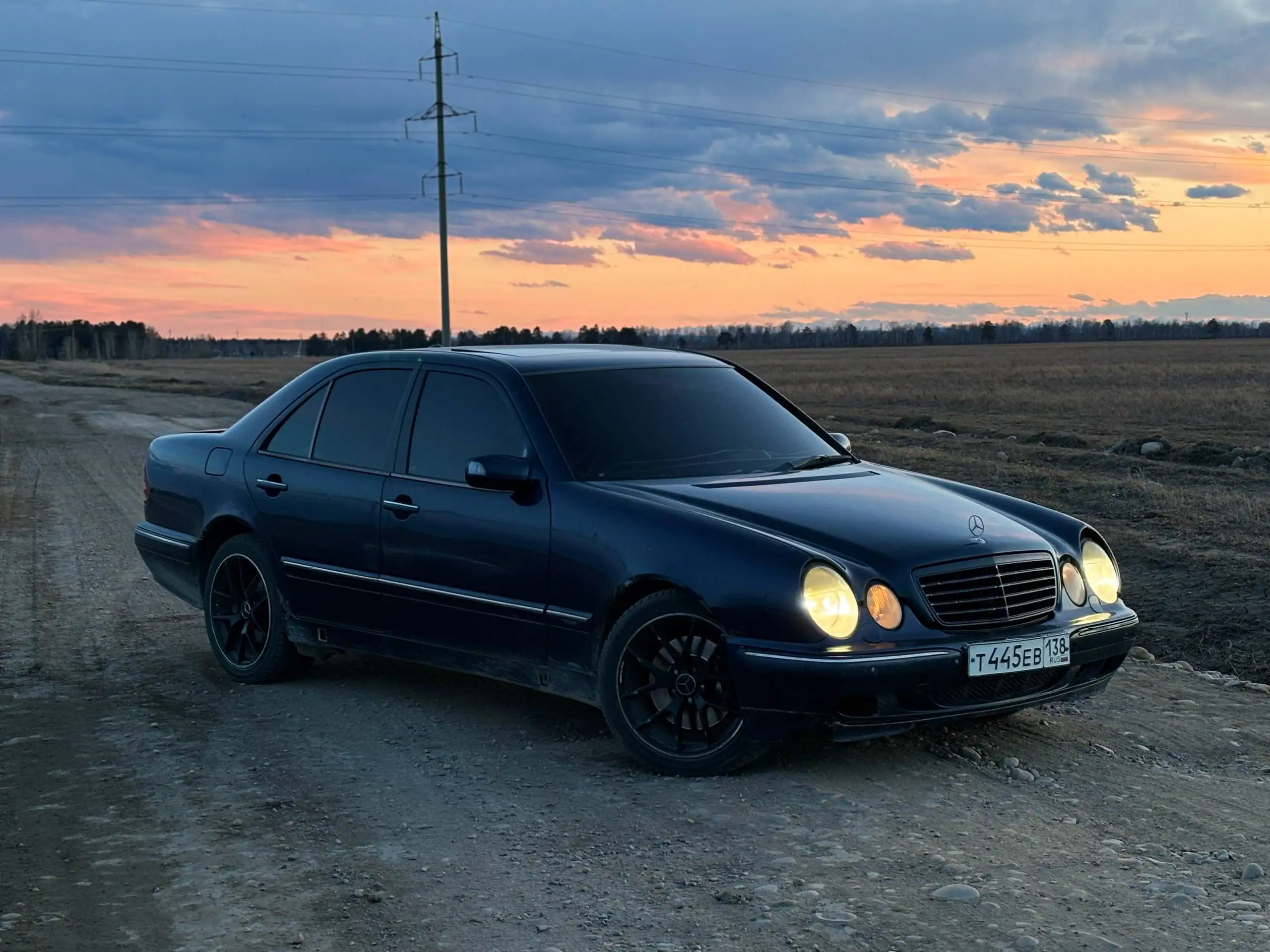 Продам Mercedes Benz E-Class 1999 года AMG 4.3 л - Легковые автомобили (Авто) в Ангарск
