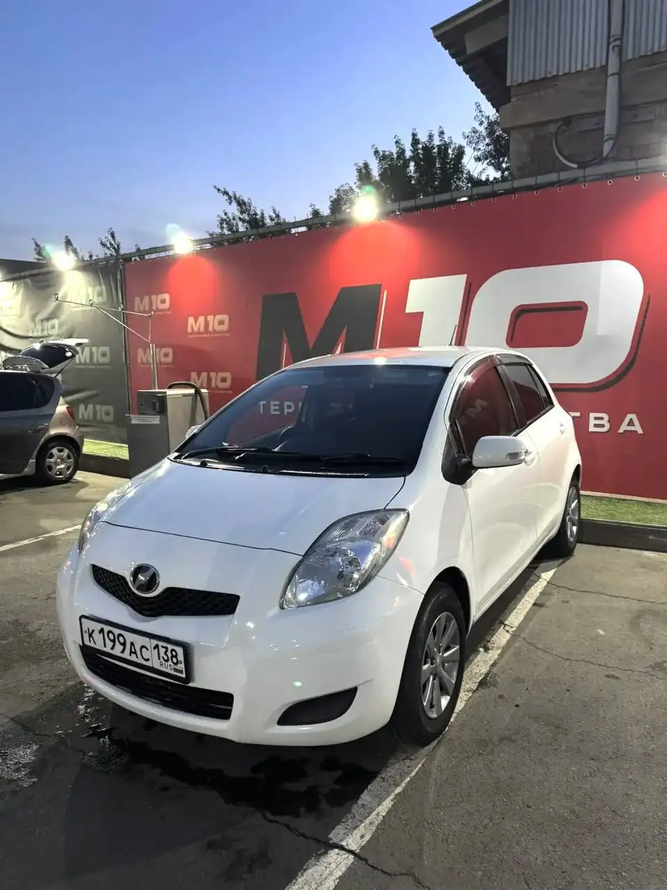 Продам Toyota Vitz 2010 года - Легковые автомобили (Авто) в Иркутск