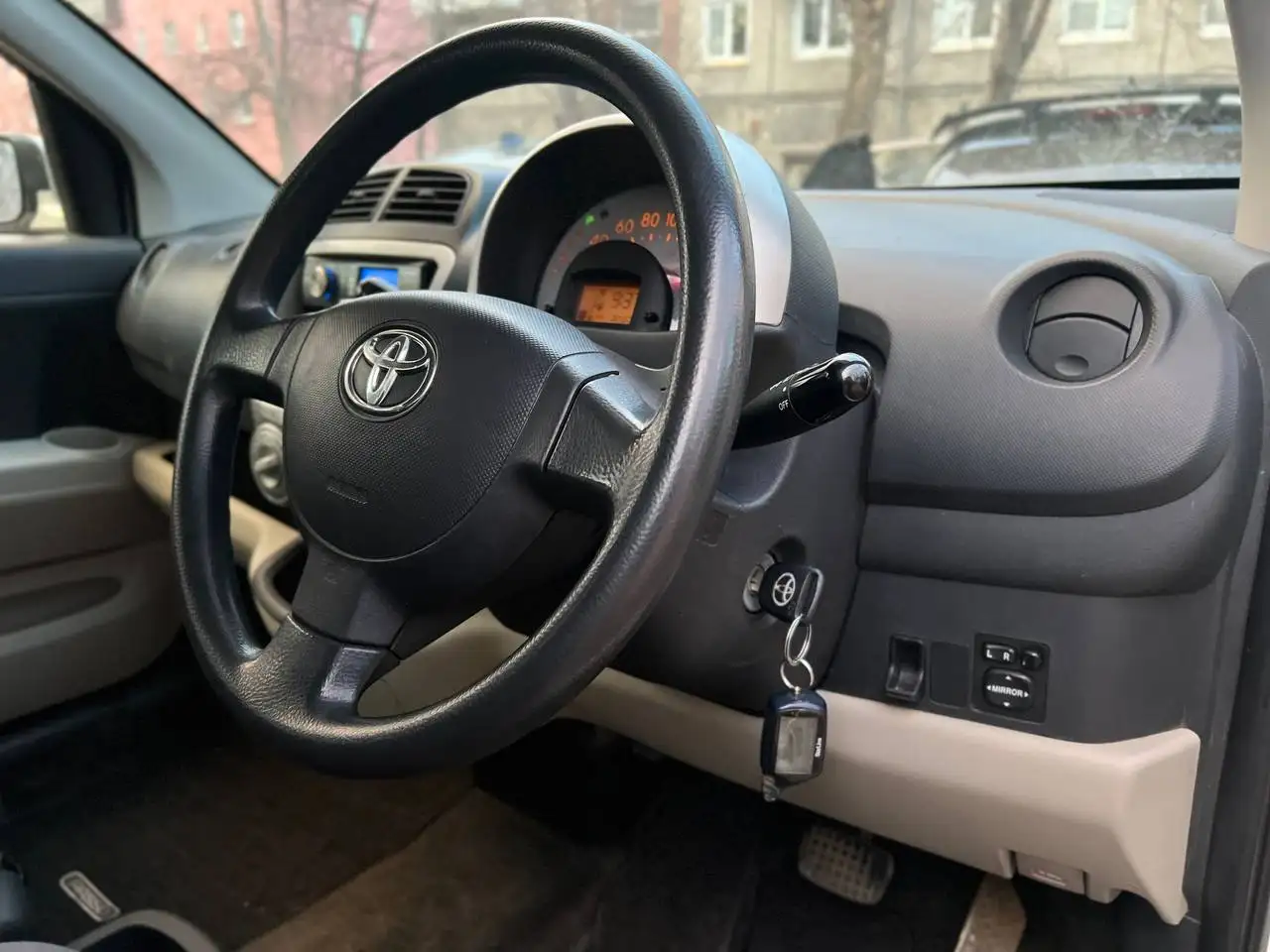 Продажа автомобиля Toyota Land Cruiser Prado 2009 года - Авто в Иркутск