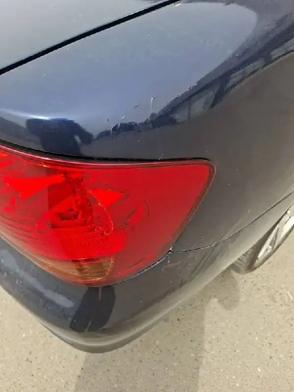 Продажа правой стойки и заднего правого крыла для Toyota Allion - Кузовные детали (Запчасти) в Иркутск