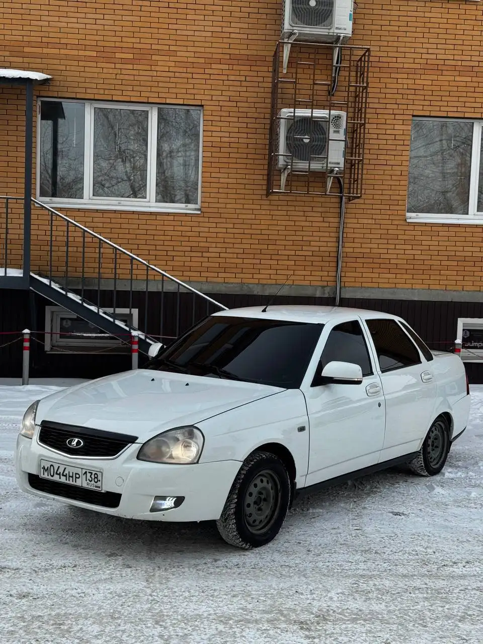 Лада Приора 2 2014 года с двигателем после капиталки - Легковые автомобили (Авто) в Иркутск