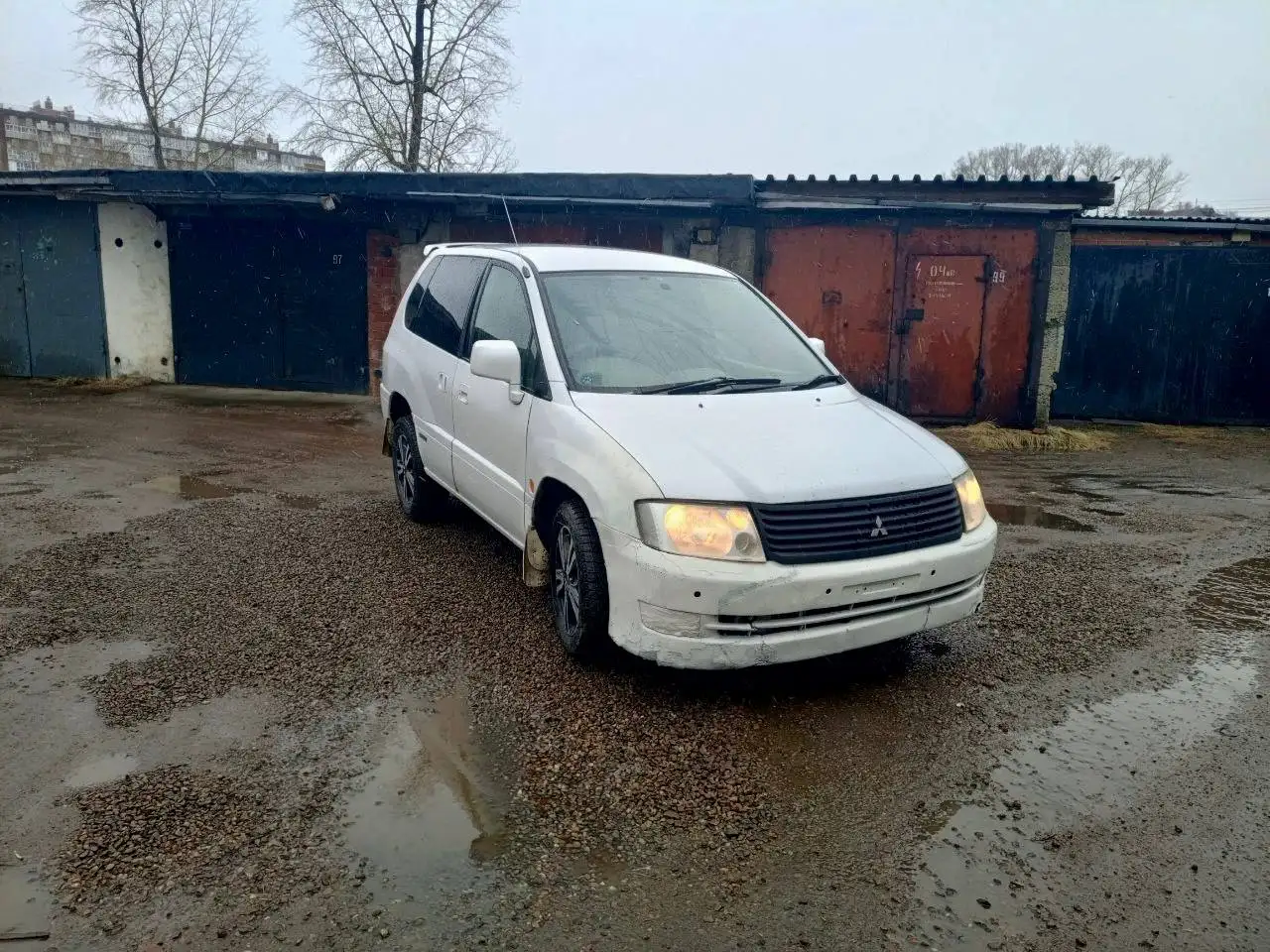 Mitsubishi RVR 2000 года, 1.8 л, автомат - Легковые автомобили (Авто) в Иркутск