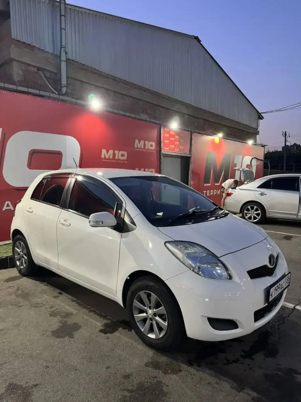 Продажа Toyota Vitz 2010 года - Авто в Иркутск