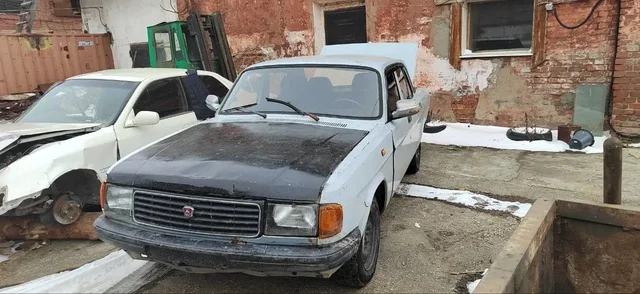 Продажа автомобиля Инжектор в ПТС, 5-ступенчатая КПП, снят с учёта - Стекла автомобильные в Усолье