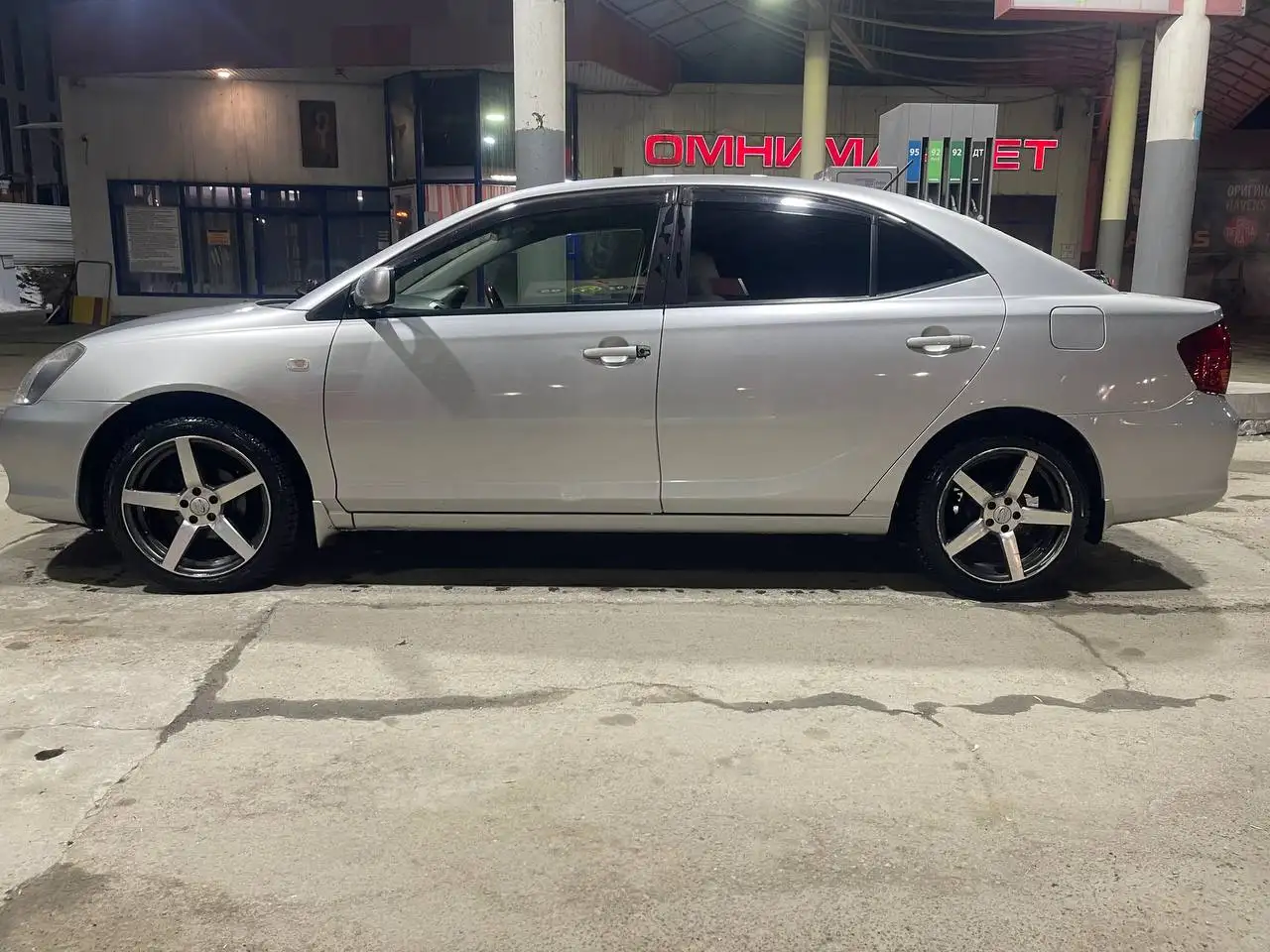 Тойота Аллион 2004 год 1.5 литра - Легковые автомобили (Авто) в Иркутск