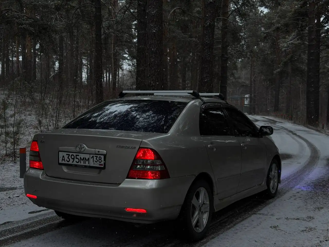 Королла 2001 года с механикой и андроид магнитолой - Легковые автомобили (Авто) в Иркутск