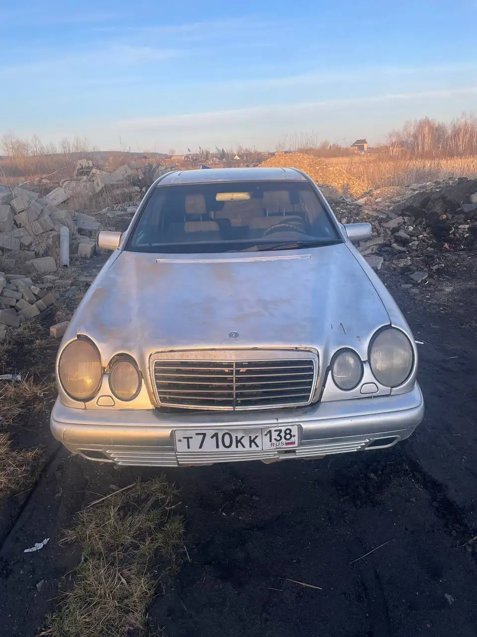 Мерседес Е класс не на ходу - Автомобили (Авто) в Иркутск