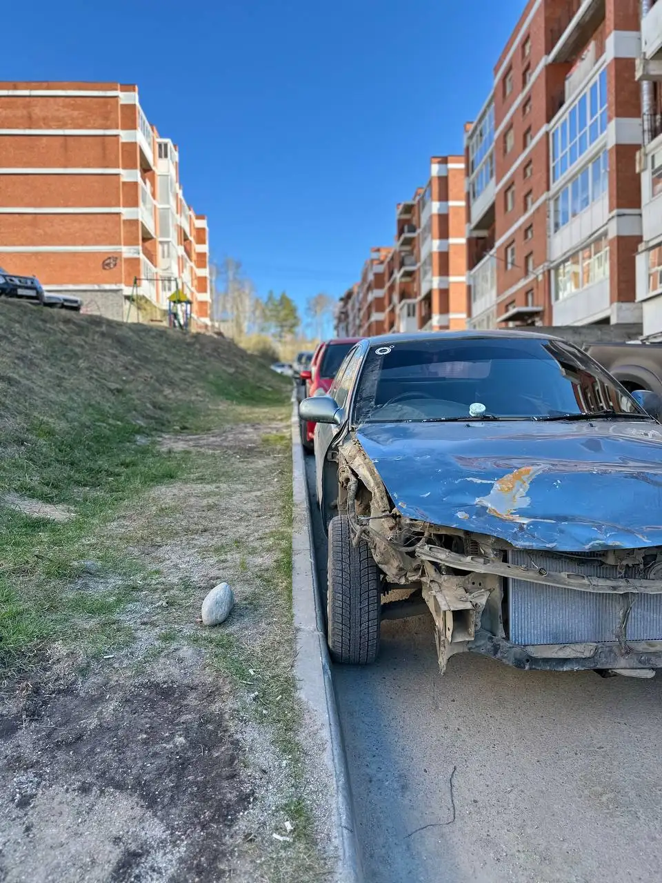 Toyota Sprinter AE100 1991 после ДТП - Авто в Иркутск