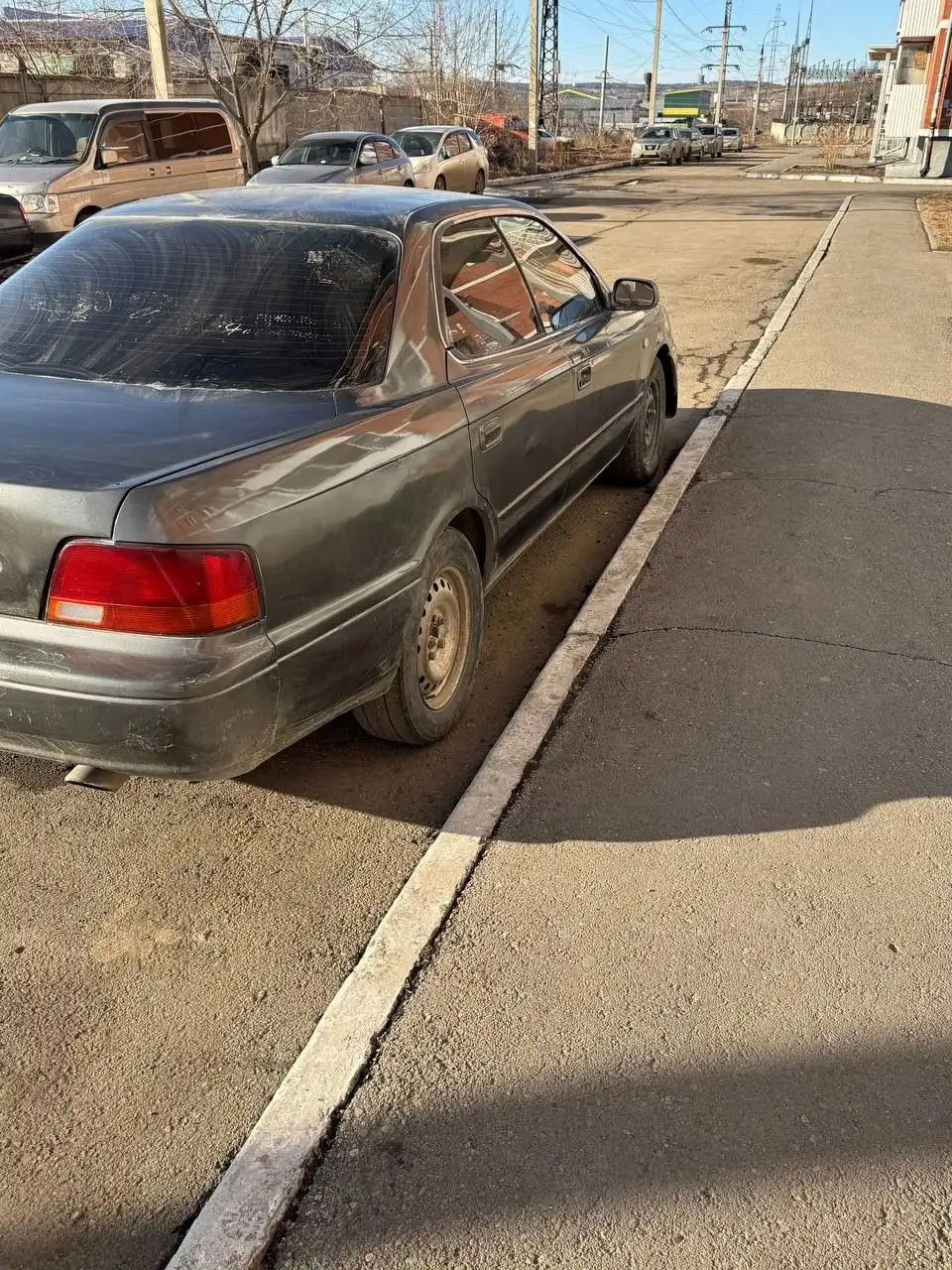 Продажа Vista 1992 - Легковые автомобили (Авто) в Иркутск