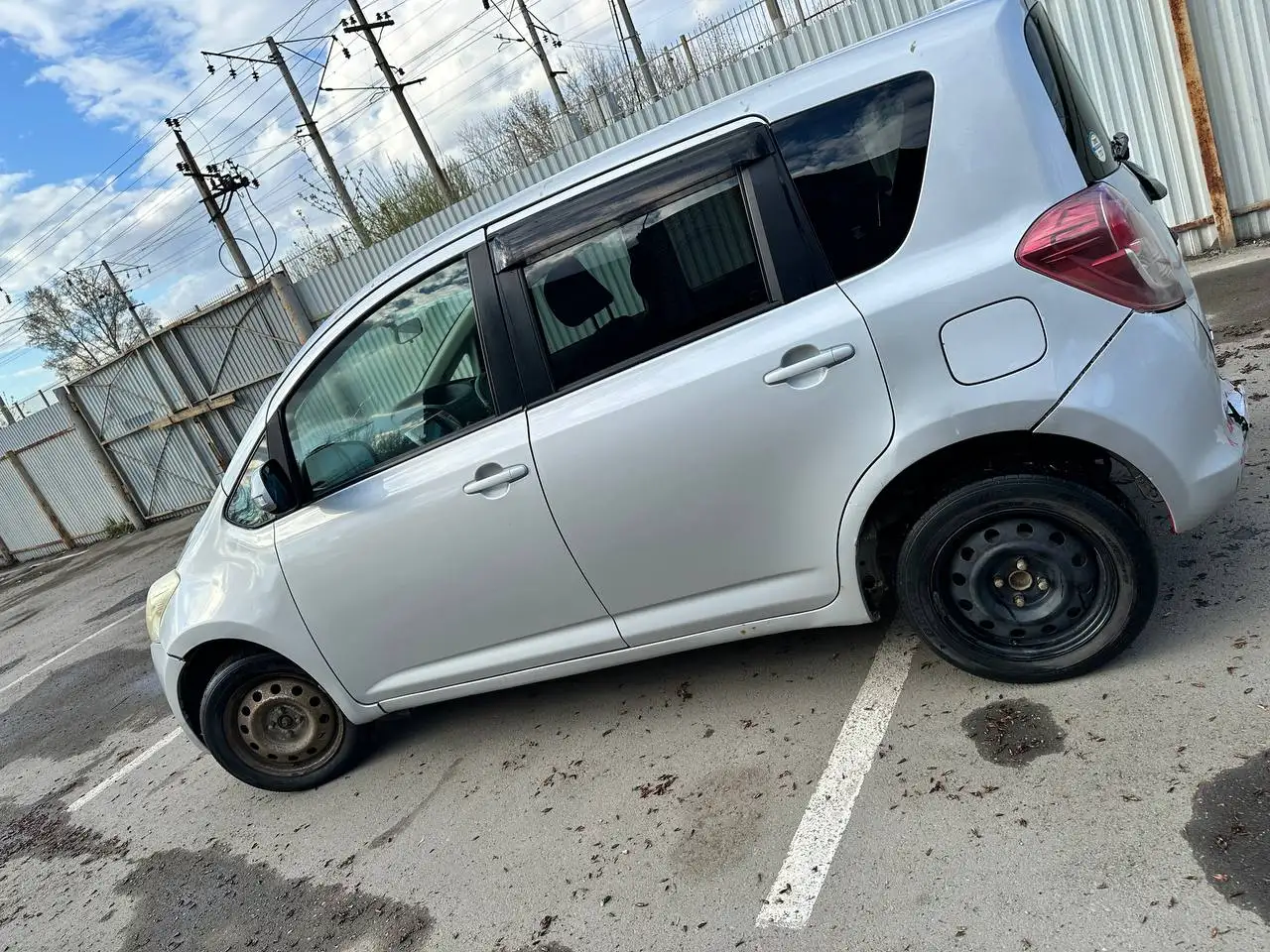 Для группы 350 / На левой стороне полопалась шпакля - Автомобили (Авто) в Иркутск