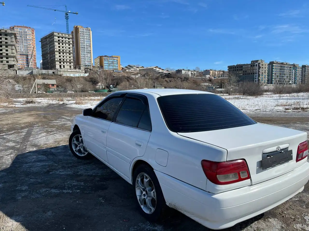 Продажа авто Карина 1999 - Авто в Иркутск