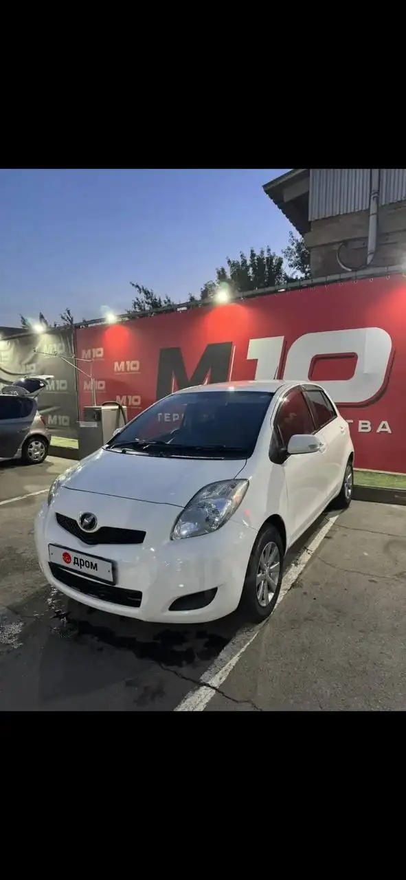 Продам Toyota Vitz, 2010 - Легковые автомобили (Авто) в Иркутск