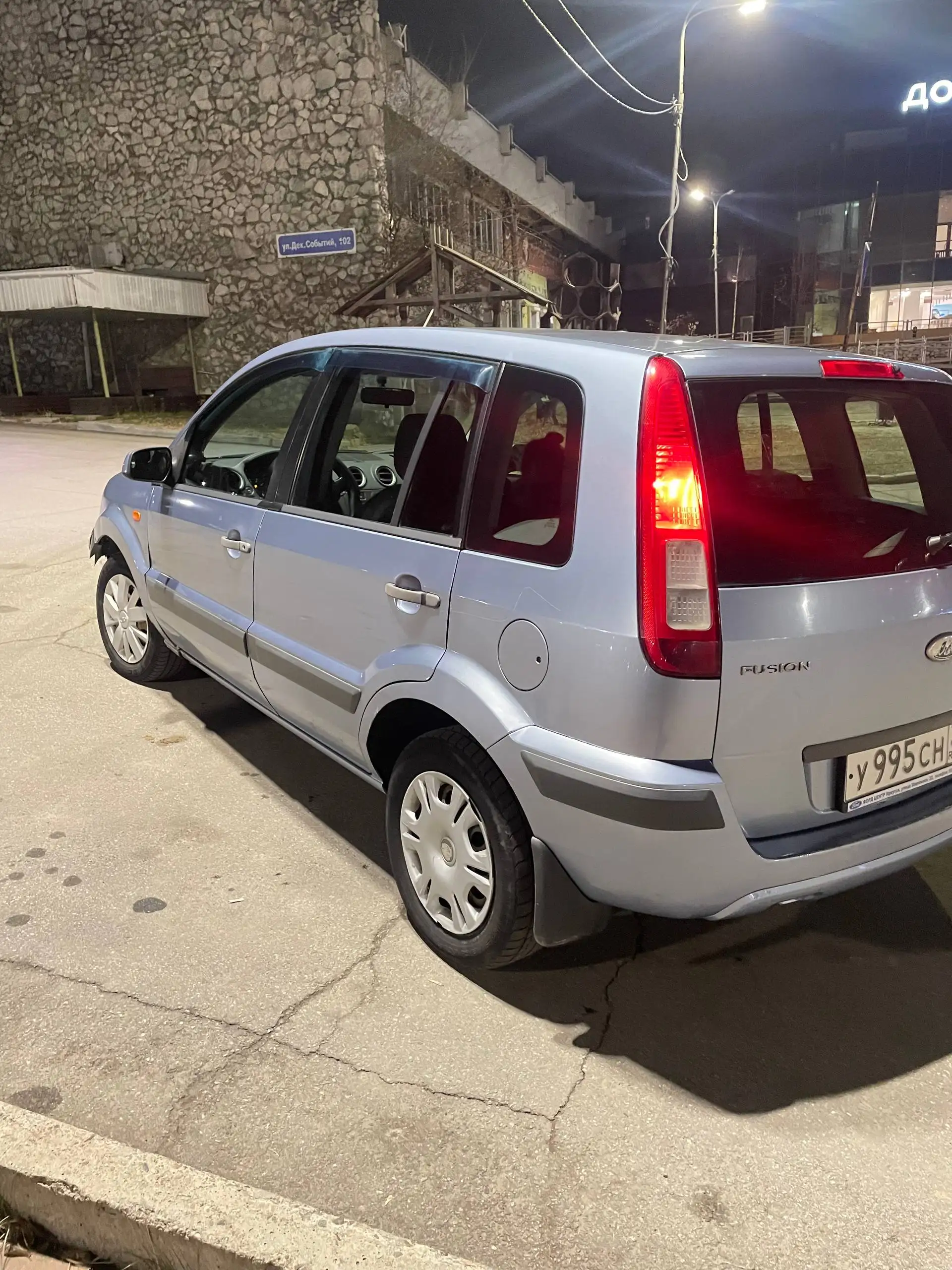 Легковой авто Hyundai Solaris 2013 Механика - Легковые автомобили (Авто) в Иркутск