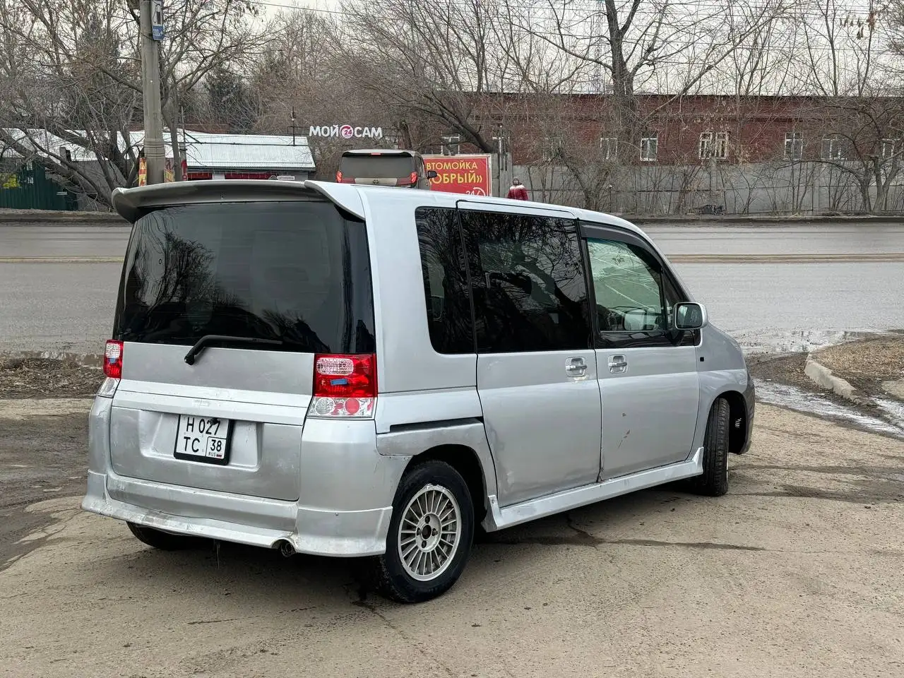 Honda Mobilio 2003 - Авто в Иркутск