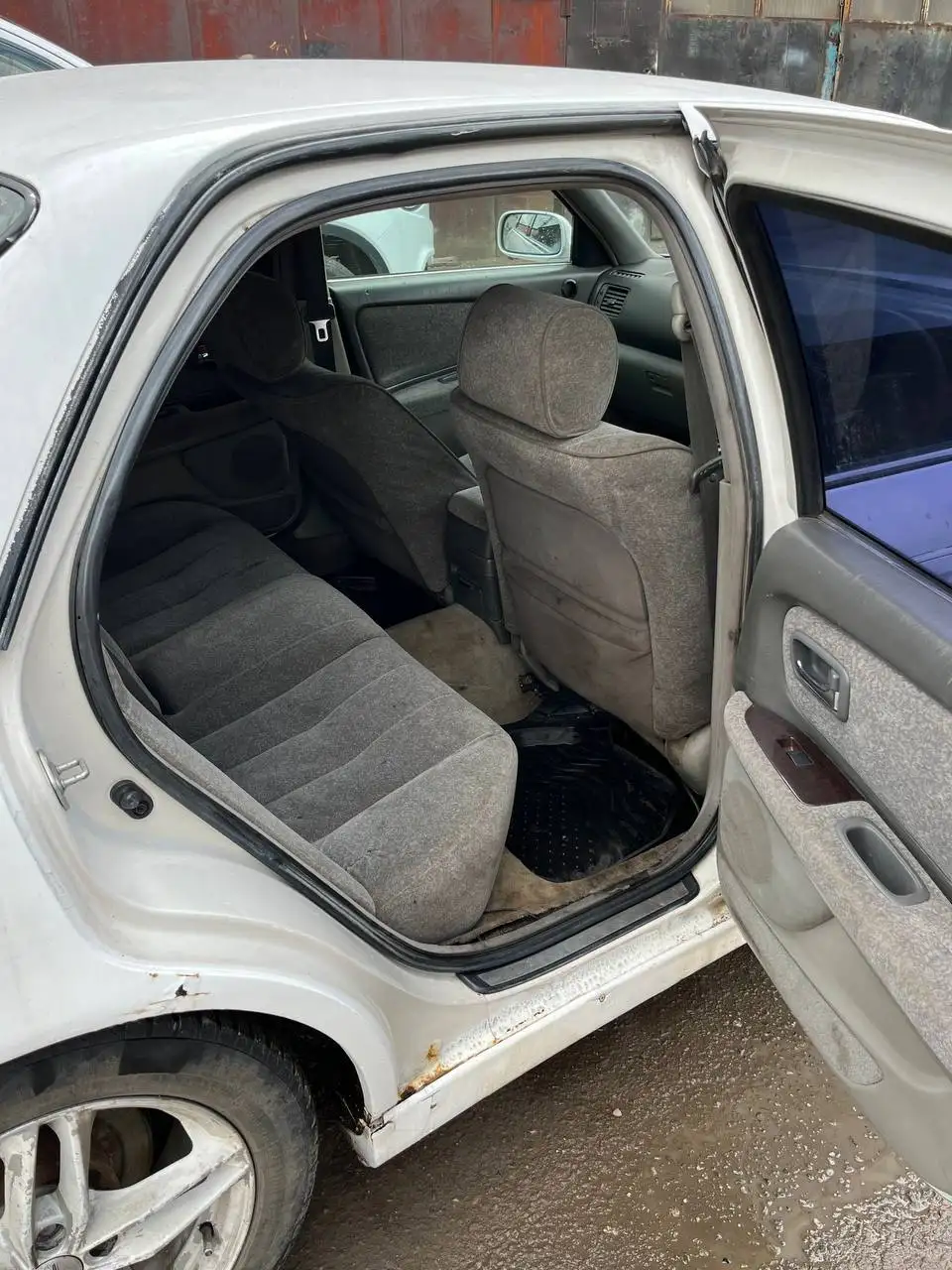 BMW 3 серия 1998 года - Легковые автомобили (Авто) в Иркутск