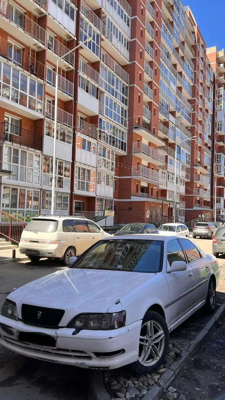 Toyota Crown 1998 - Авто в Иркутск